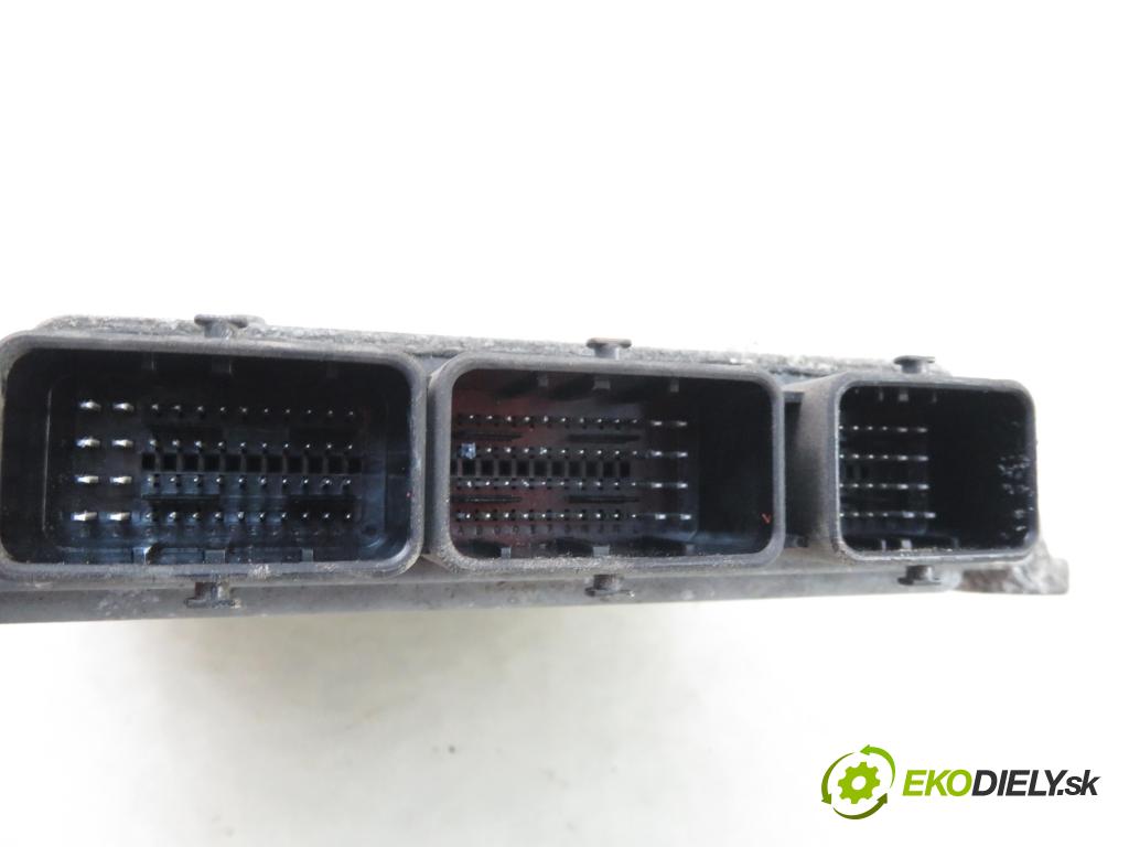 FORD FOCUS II (DA_, HCP) HB 2004 100,00 2.0 TDCi - G6DA 1997,00 Riadiaca jednotka Motor 5M5112A650NB ; 5WS40228CT