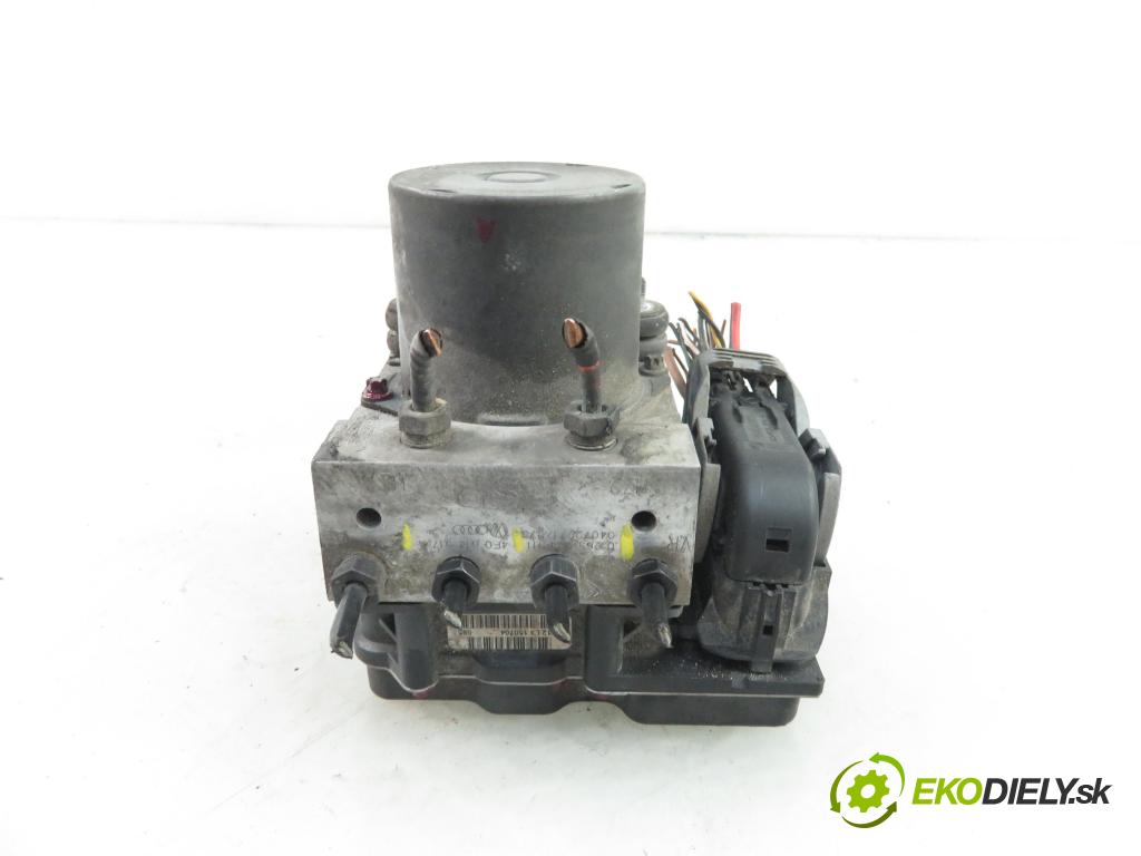 AUDI A6 (4F2, C6) SEDAN 2004 188,00 3.2 FSI quattro - AUK 3123,00 Pumpa ABS 4F0910517E ; 4F0614517A ; 0265234111 (Pumpy ABS)