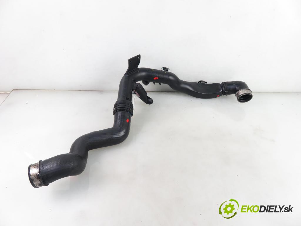 VW PASSAT B5.5 Variant (3B6) KOMBI 2005 96,00 1.9 TDI PD 130 - AVF 1896,00 Rúra intercoolera turba 3B0145834N ; 3B0145834P ; 3B0145762C
