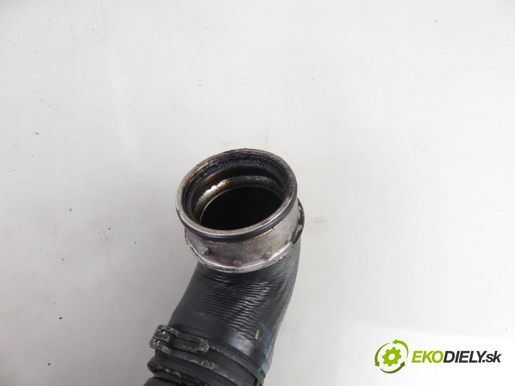 VW PASSAT B5.5 Variant (3B6) KOMBI 2005 96,00 1.9 TDI PD 130 - AVF 1896,00 Rúra intercoolera turba 3B0145834N ; 3B0145834P ; 3B0145762C
