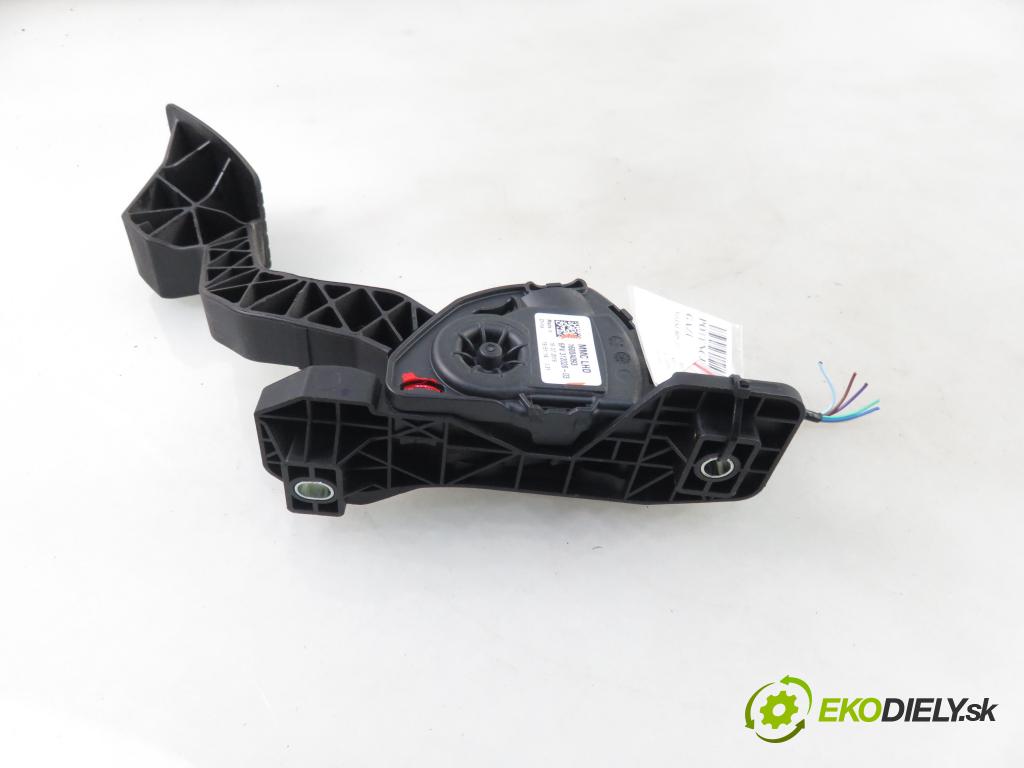 MITSUBISHI MIRAGE / SPACE STAR VI liftback (A0_A) HB 2020 52,00 1.0 12V R3 MIVEC 71 - 3A90 999,00 Potenciometer plynu 1600A093 ; 6PV31202803 (Pedále)