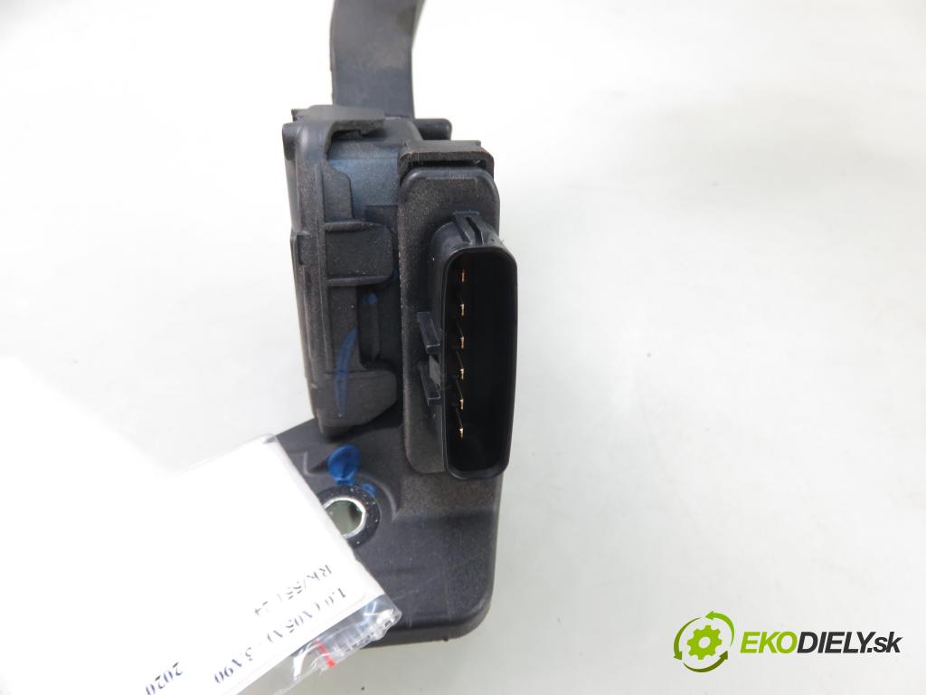 MITSUBISHI MIRAGE / SPACE STAR VI liftback (A0_A) HB 2020 52,00 1.0 12V R3 MIVEC 71 - 3A90 999,00 Potenciometer plynu 1600A093 ; 6PV31202803 (Pedále)