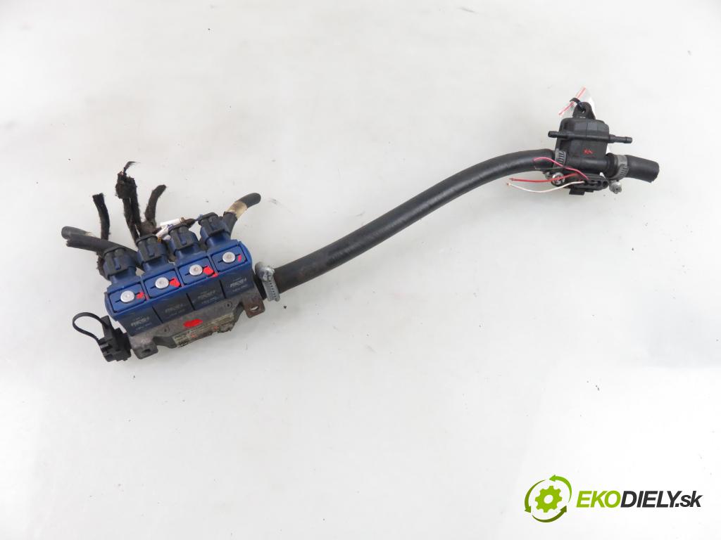 SEAT ALHAMBRA (7V8, 7V9) MINIVAN 2000 85,00 2.0 i - ADY 1984,00 lišta vstřikovací LPG 67R010199