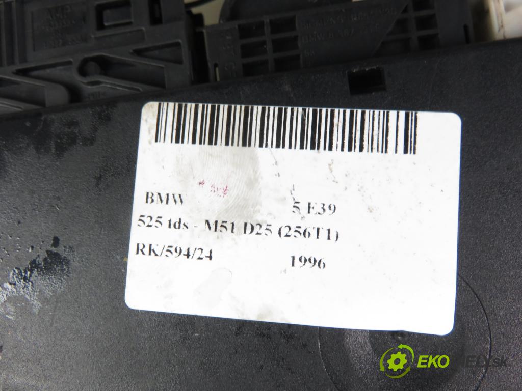 BMW 5 (E39) SEDAN 1996 105,00 2.5 525 tds 143 2497,00 MODUL komfortu 8372875