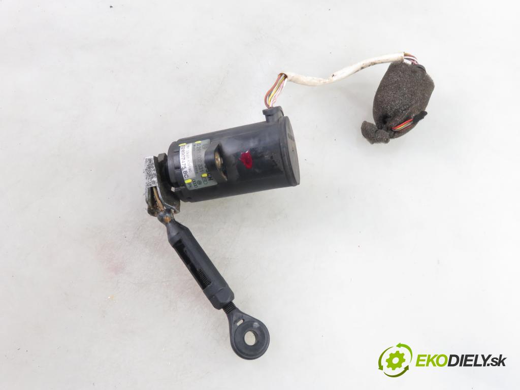 AUDI A8 D2 (4D2, 4D8) SEDAN 2001 165,00 3.3 TDI V8 224 quattro - AKF 3328,00 Potenciometer plynu 028907475BC ; 0281002331 (Pedále)