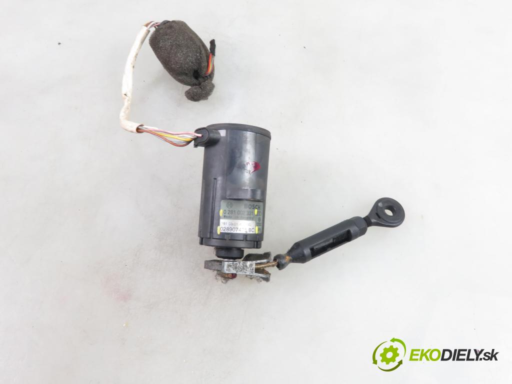 AUDI A8 D2 (4D2, 4D8) SEDAN 2001 165,00 3.3 TDI V8 224 quattro - AKF 3328,00 Potenciometer plynu 028907475BC ; 0281002331 (Pedále)