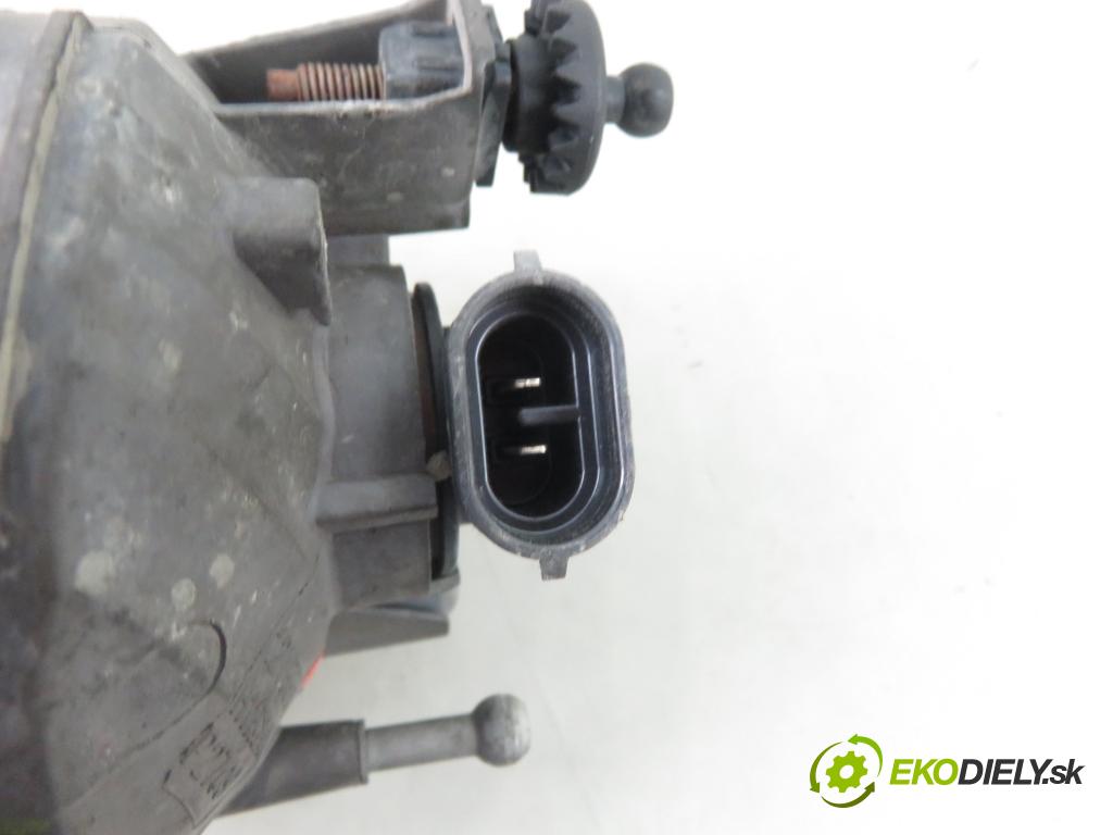 SUZUKI SX4 (EY, GY) HB 2005 88,00 1.9 DDiS 4x4 (RW 419D) - D19AA 1910,00 hmlové svetlo, hmlovka L