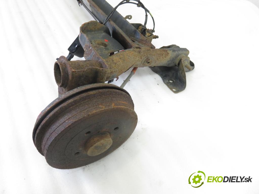 RENAULT TWINGO II (CN0_) HB 2008 47,00 1.5 dCi (CN0E) - K9K 740 1461,00 výztuha zadní část ABS