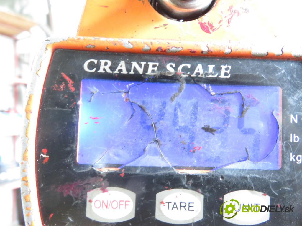 RENAULT TWINGO II (CN0_) HB 2008 47,00 1.5 dCi (CN0E) - K9K 740 1461,00 výztuha zadní část ABS