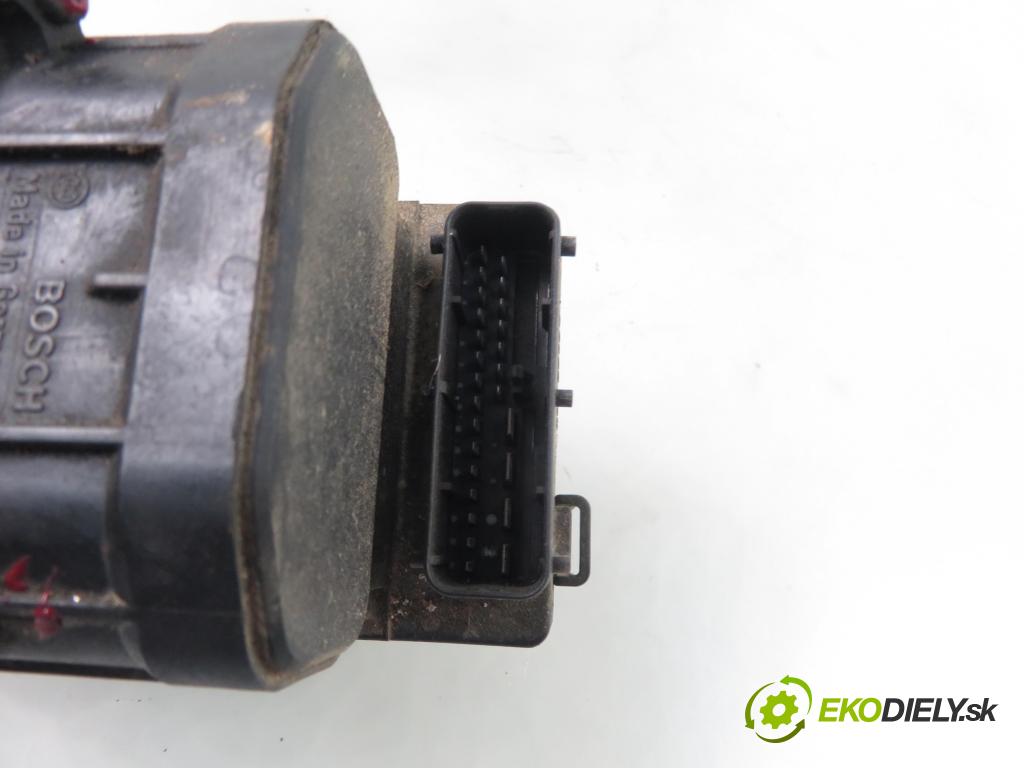 NISSAN TERRANO II (R20) TERENOWY 2004 0,00 3.0 Di 4WD - ZD30 2953,00 Pumpa ABS 0273004369 ; 476600X820 ; 0265215457 (Pumpy ABS)