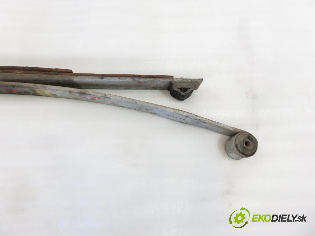 VW LT 28-35 I Furgon (281-363) FURGON 1991 51,00 2.4 D - ACT 2383,00 Listové pero zadné