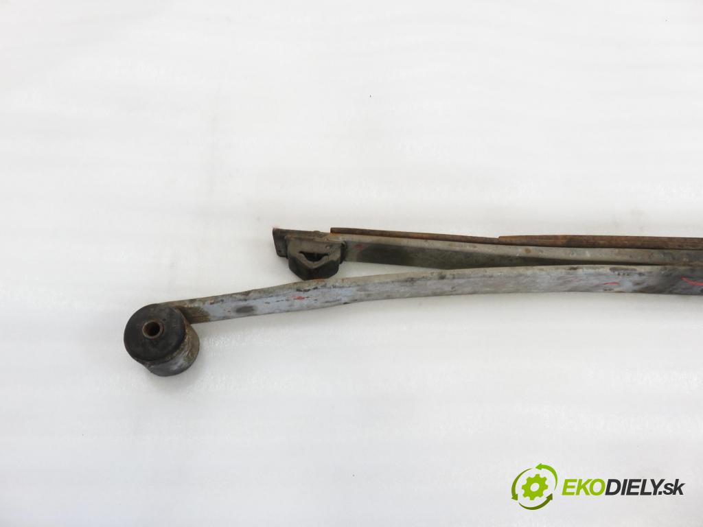 VW LT 28-35 I Furgon (281-363) FURGON 1991 51,00 2.4 D - ACT 2383,00 Listové pero zadné