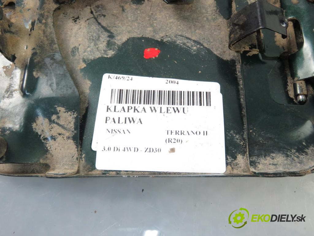 NISSAN TERRANO II (R20) TERENOWY 2004 0,00 3.0 Di 4WD - ZD30 2953,00 Dvierka nádrže paliva  (Ostatné)