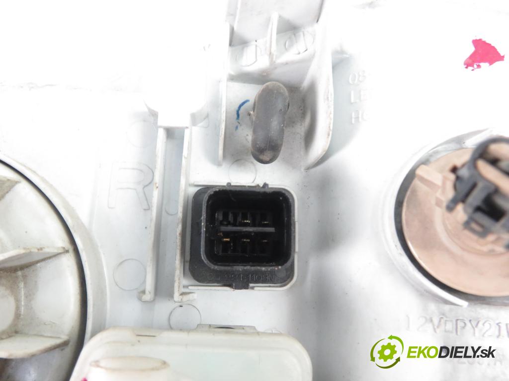 DAEWOO LANOS (KLAT) HB 1999 55,00 1.3 - A14SMS 1349,00 Svetlo PP