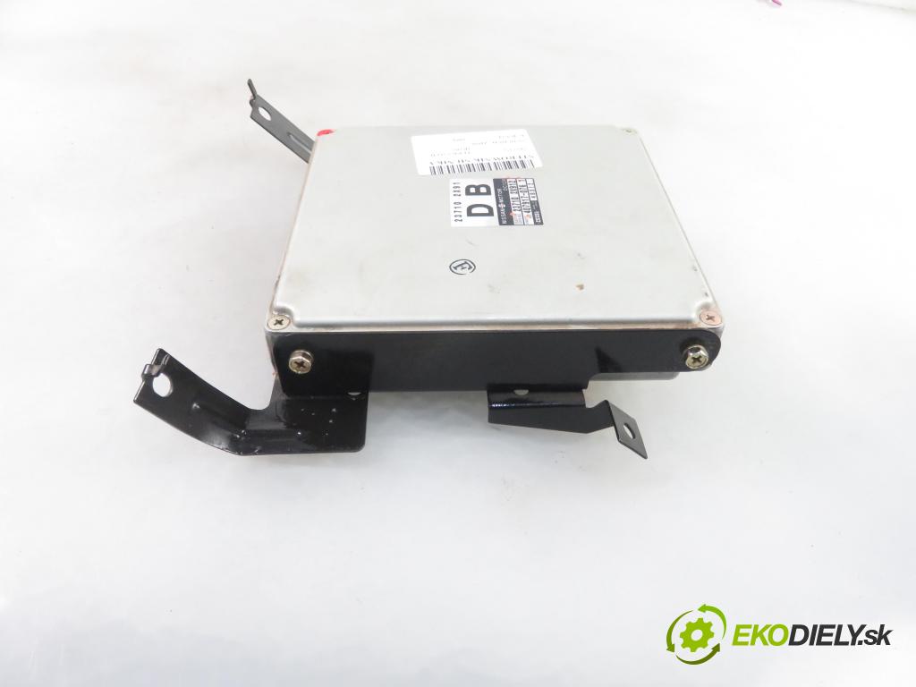 NISSAN TERRANO II (R20) TERENOWY 2004 0,00 3.0 Di 4WD - ZD30 2953,00 Riadiaca jednotka Motor 237102X912 ; 4079170761
