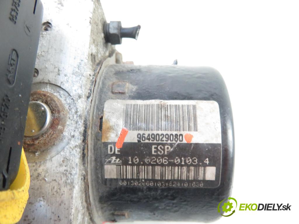 CITROEN C2 (JM_) HB 2004 0,00 1.6 - NFU (TU5JP4) 1587,00 Pumpa ABS 10096011313 ; 9649029080 (Pumpy ABS)