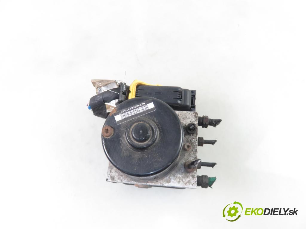CITROEN C2 (JM_) HB 2004 0,00 1.6 - NFU (TU5JP4) 1587,00 Pumpa ABS 10096011313 ; 9649029080 (Pumpy ABS)