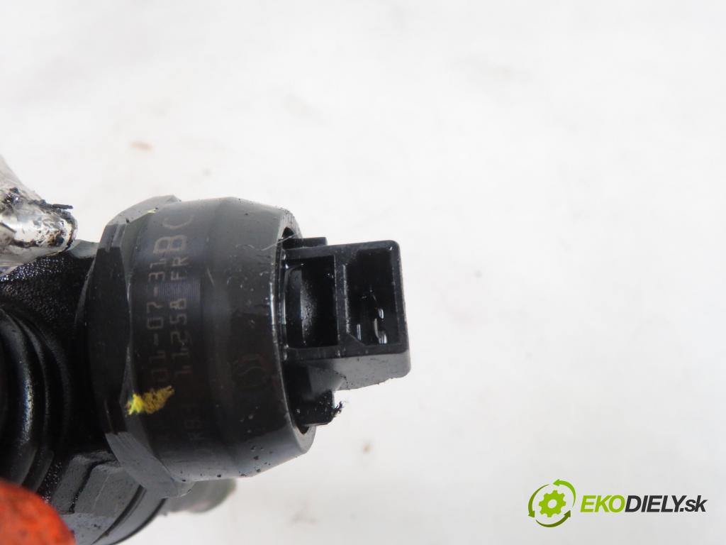 AUDI A3 (8L1) HB 2001 74,00 1.9 TDI - ATD 1896,00 Vstrekovač 038130073AJ ; 0414720037 (Vstrekovače)