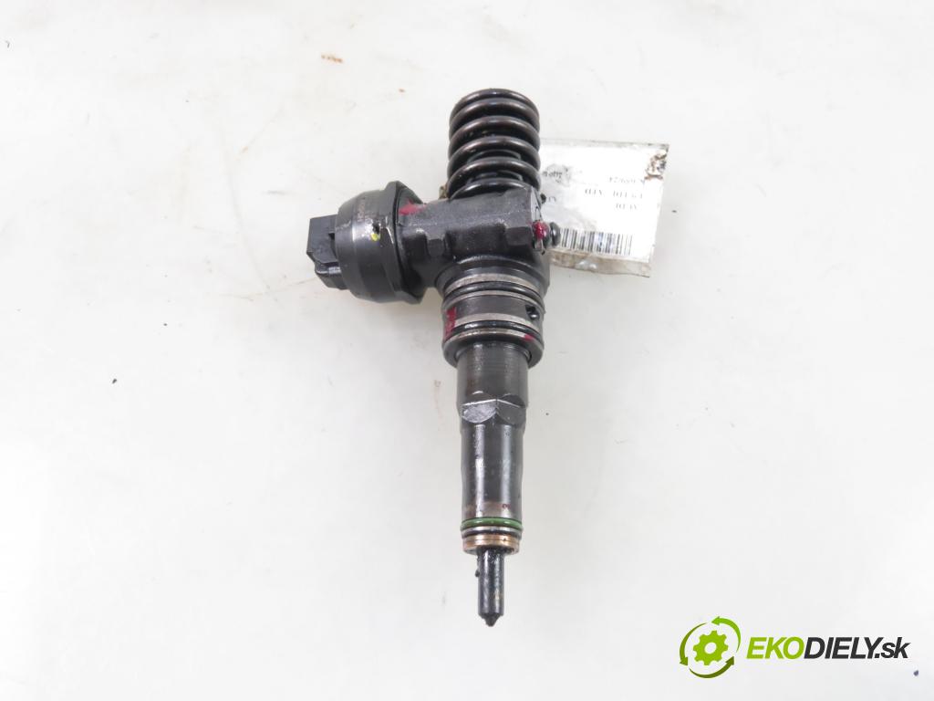 AUDI A3 (8L1) HB 2001 74,00 1.9 TDI - ATD 1896,00 Vstrekovač 038130073AJ ; 0414720037 (Vstrekovače)
