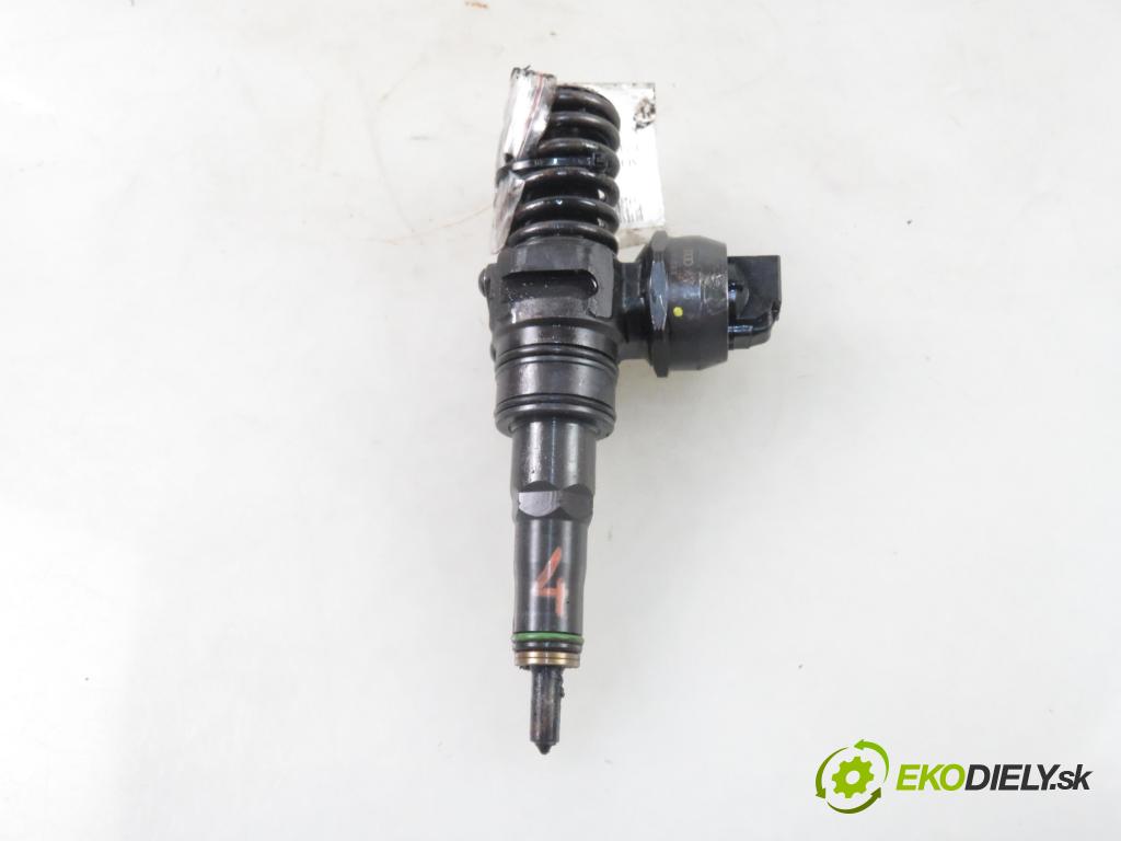 AUDI A3 (8L1) HB 2001 74,00 1.9 TDI - ATD 1896,00 Vstrekovač 038130073AJ ; 0414720037 (Vstrekovače)