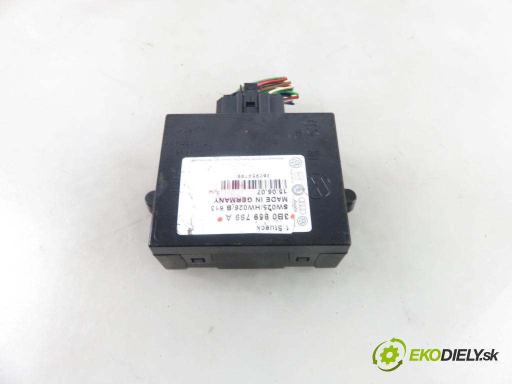 VW PASSAT B5 (3B2) SEDAN 1996 81,00 1.9 TDI 110 - AFN 1896,00 MODUL komfortu 3B0959799A