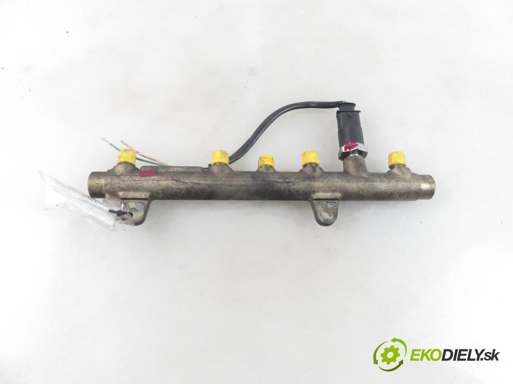 RENAULT SCENIC I (JA0/1_) MINIVAN 2000 75,00 1.9 dCi 102 - F9Q 732 1870,00 Lišta vstrekovacia 7700111013 ; 0445214015 (Vstrekovacie lišty)