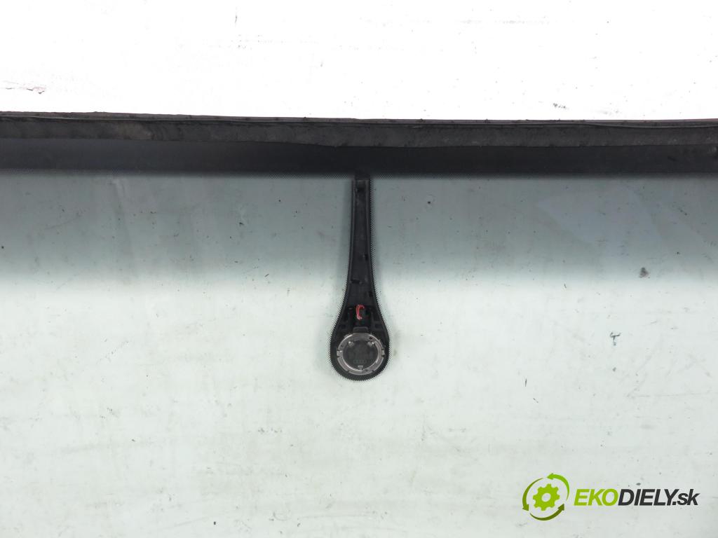 AUDI Q7 (4L) SUV 2007 206,00 3.6 FSI quattro - BHK 3597,00 okno PŘEDNÍ 