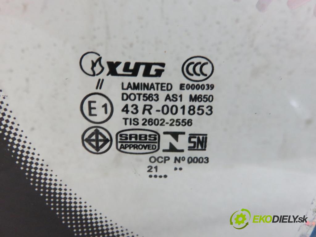 AUDI Q7 (4L) SUV 2007 206,00 3.6 FSI quattro - BHK 3597,00 Okno čelná