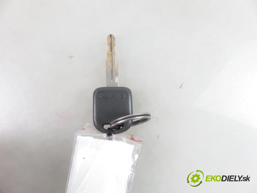 SUZUKI IGNIS (FH) HB 2002 61,00 1.3 4WD 83 (RG413) - M13A 1328,00 spinačka / zámky 3397080G01
