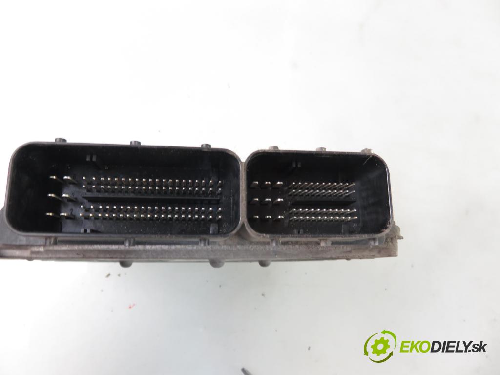SMART FORFOUR (454) HB 2004 70,00 1.5 CDI 95 1493,00 Riadiaca jednotka Motor 0281011840 ; A6391500179
