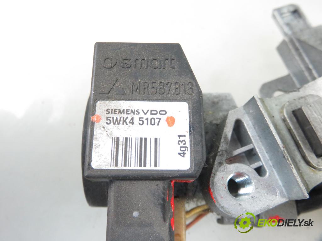 SMART FORFOUR (454) HB 2004 70,00 1.5 CDI 95 1493,00 spinačka 5WK45107 (Spínacie skrinky a kľúče)