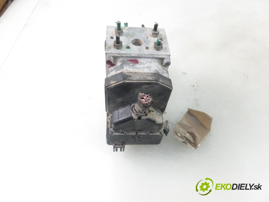 RENAULT KANGOO Express (FC0/1_) FURGON 2004 60,00 1.9 dCi 4x4 (FC0V) - F9Q 790 1870,00 Pumpa ABS 0273004661 ; 0265220666 ; 8200169058 (Pumpy ABS)