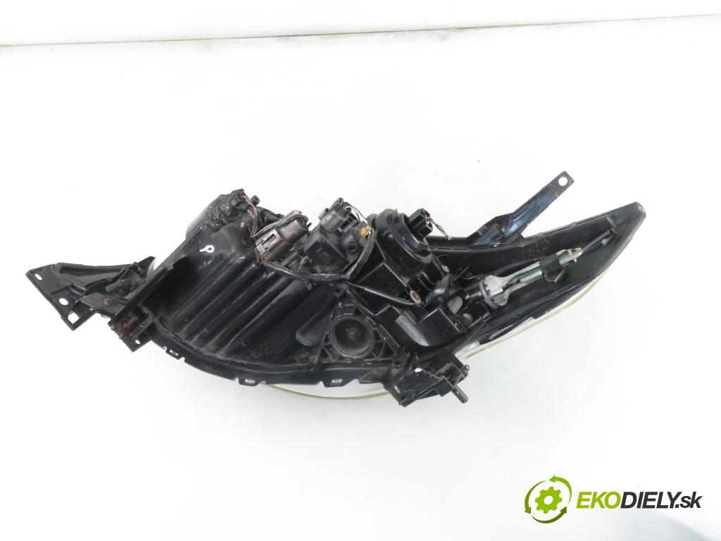 MAZDA 5 (CR19) MINIVAN 2008 107,00 2 - LFF7 1999,00 Svetlo PP