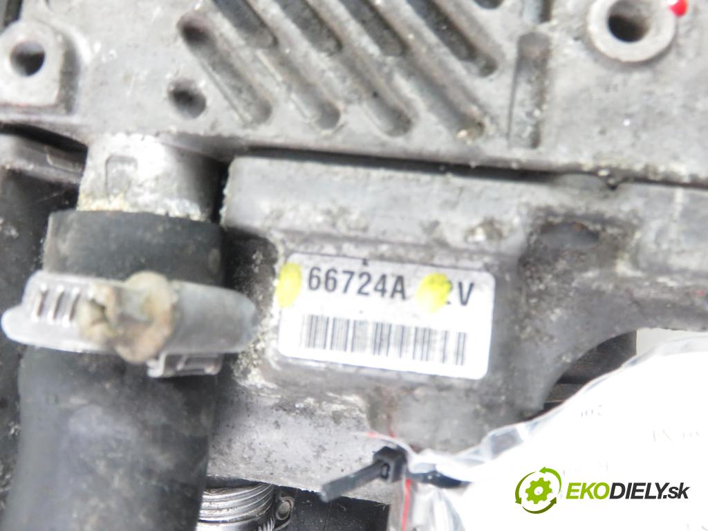 OPEL OMEGA B Kombi (V94) KOMBI 2001 155,00 3.0 V6 - 211 X 30 XE 2962,00 Webasto 66724A (Webasto)