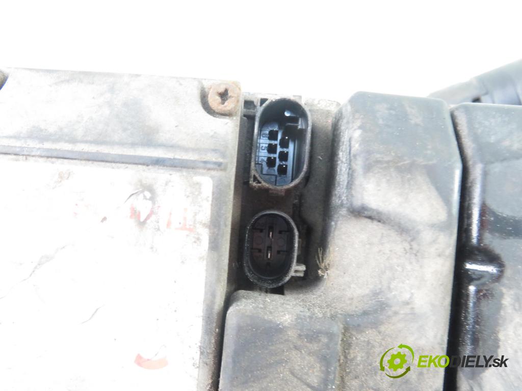 OPEL OMEGA B Kombi (V94) KOMBI 2001 155,00 3.0 V6 - 211 X 30 XE 2962,00 Webasto 66724A (Webasto)