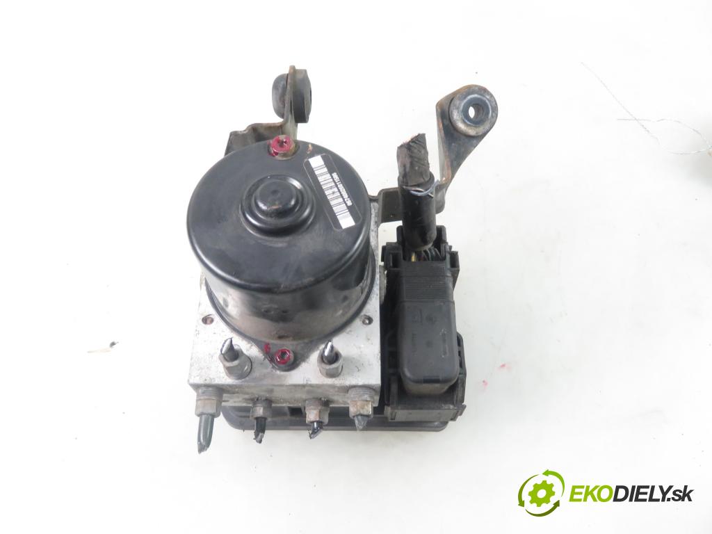 MAZDA 5 (CR19) MINIVAN 2008 107,00 2 - LFF7 1999,00 Pumpa ABS 7N612C405CA ; 06210211554 ; 06210953913 (Pumpy ABS)
