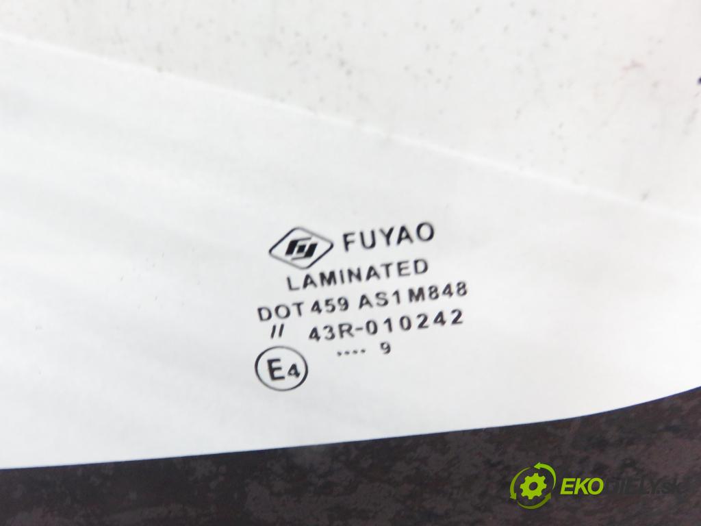 RENAULT KANGOO Express II (FW0/1_) FURGON 2012 0,00 1.5 dCi 75 - K9K 808 1461,00 Okno čelná