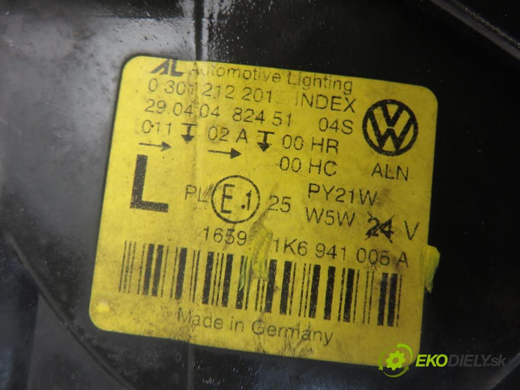 VW GOLF V (1K1) HB 2004 55,00 1.4 16V - BCA 1390,00 Svetlo LP 1K6941006A