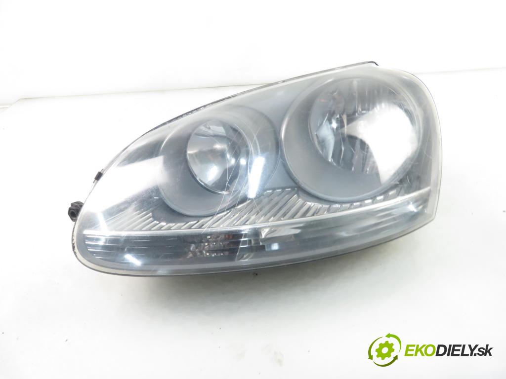 VW GOLF V (1K1) HB 2004 55,00 1.4 16V - BCA 1390,00 Svetlo LP 1K6941006A