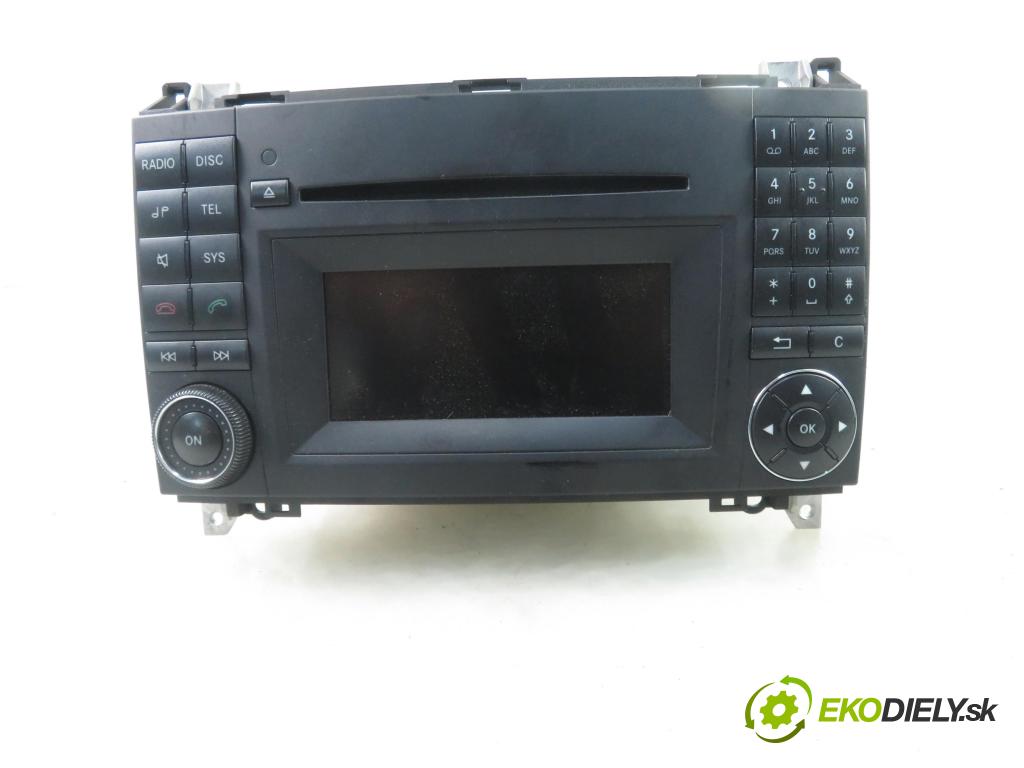 MERCEDES-BENZ KLASA A (W169) MINIVAN 2009 60,00 2.0 CDI 82 - OM 640.942 1991,00 RADIO CD 1698705894