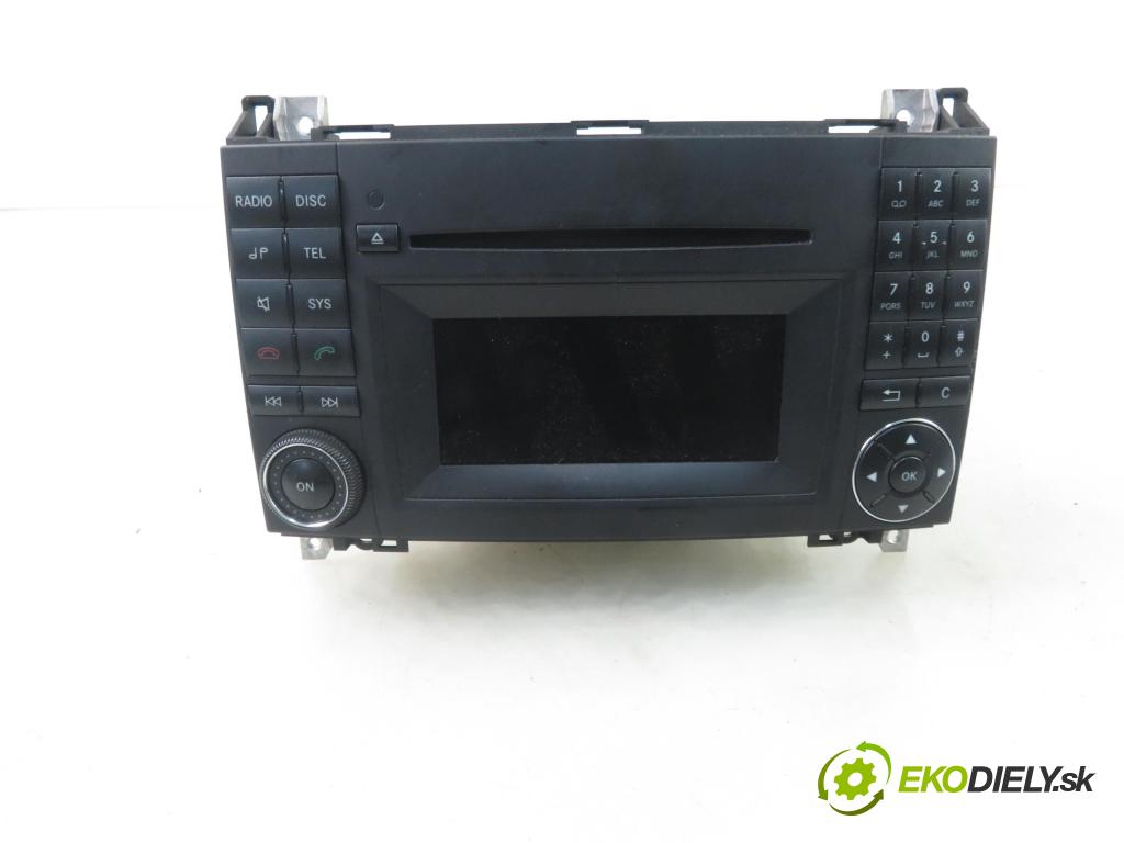 MERCEDES-BENZ KLASA A (W169) MINIVAN 2009 60,00 2.0 CDI 82 - OM 640.942 1991,00 RADIO CD 1698705894