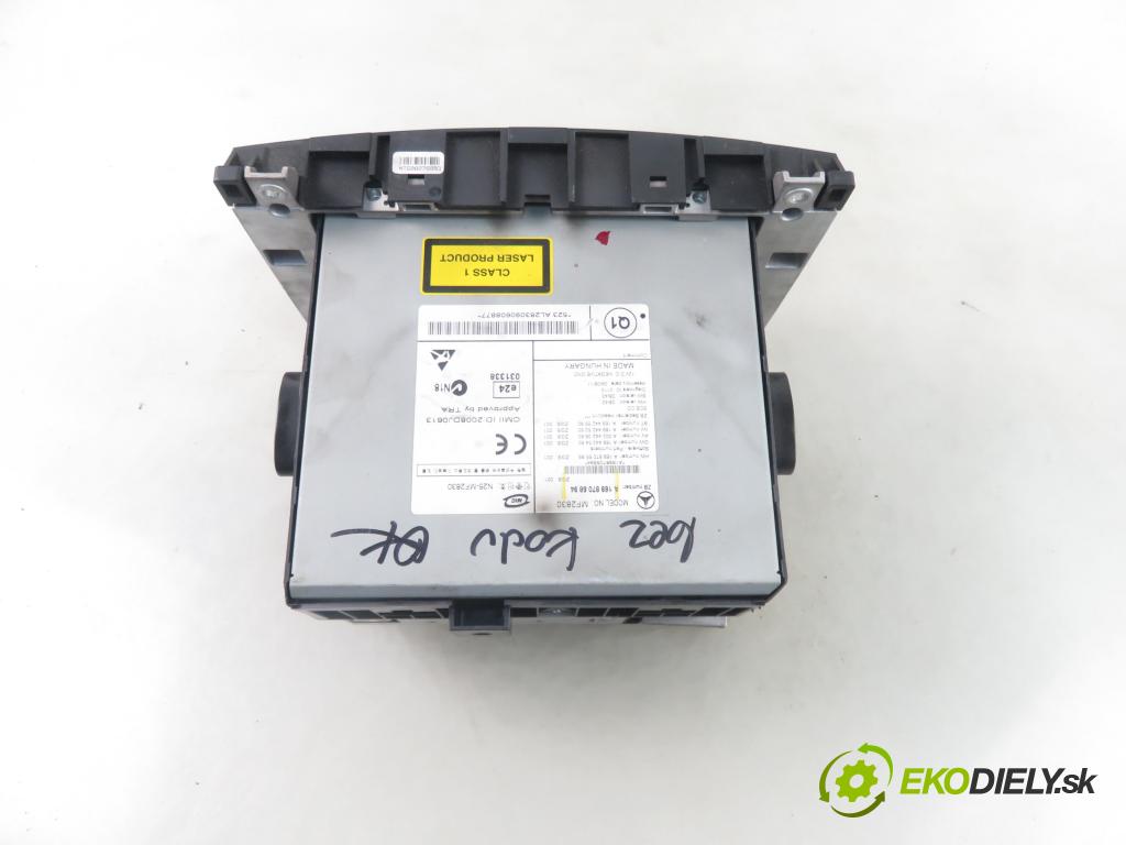 MERCEDES-BENZ KLASA A (W169) MINIVAN 2009 60,00 2.0 CDI 82 - OM 640.942 1991,00 RADIO CD 1698705894