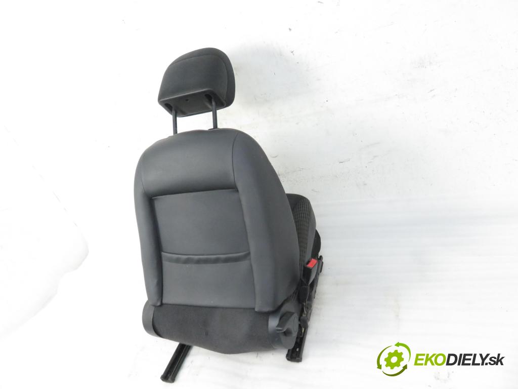 CITROEN C3 I (FC_) HB 2004 54,00 1.4 i - KFV (TU3JP) 1360,00 Sedadlo šoféri