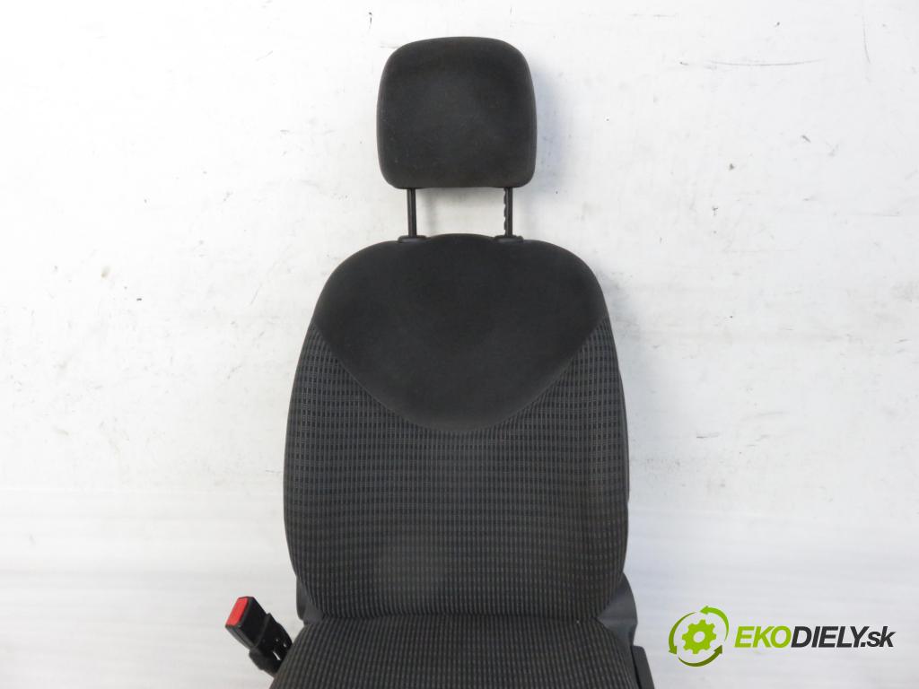 CITROEN C3 I (FC_) HB 2004 54,00 1.4 i - KFV (TU3JP) 1360,00 Sedadlo šoféri