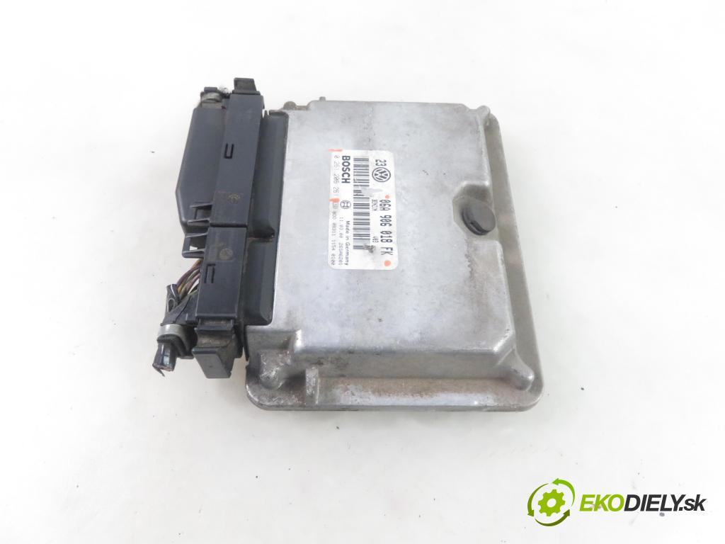 VW BORA (1J2) SEDAN 2000 85,00 2 - APK 1984,00 Riadiaca jednotka Motor 06A906018FK ; 0261206261