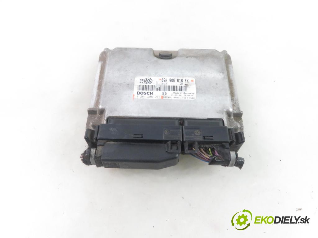 VW BORA (1J2) SEDAN 2000 85,00 2 - APK 1984,00 Riadiaca jednotka Motor 06A906018FK ; 0261206261