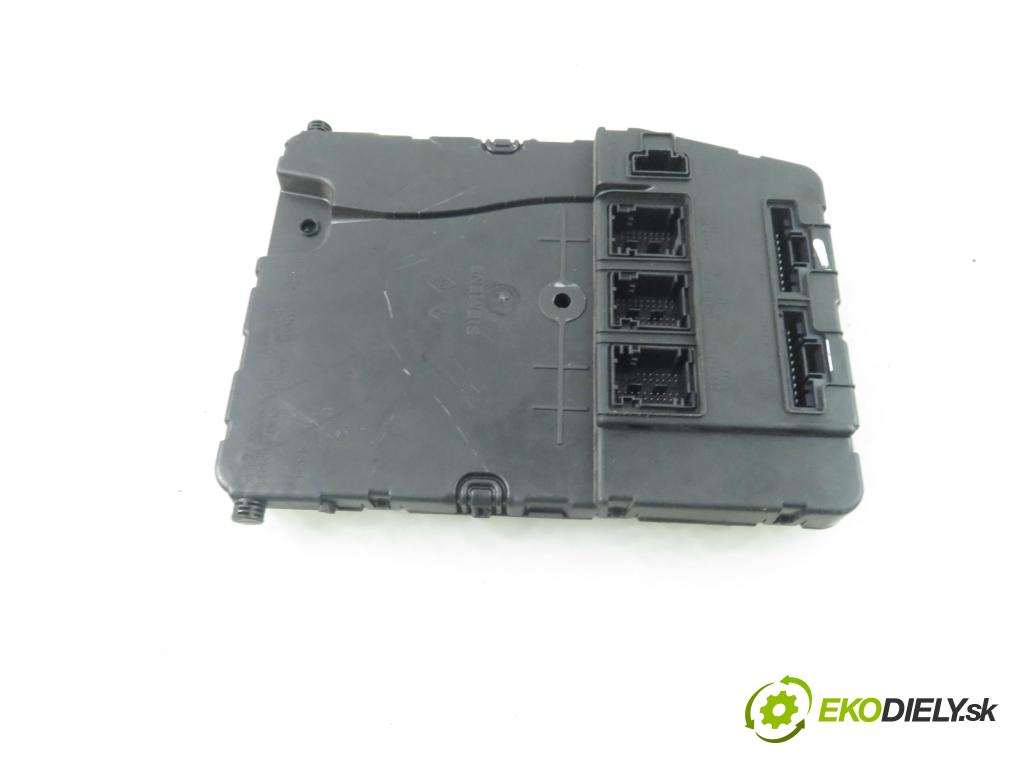 RENAULT SCENIC II (JM0/1_) MINIVAN 2003 88,00 1.9 DCI - F9Q 812 1870,00 MODUL BSI 8200306435 ; S118400320C