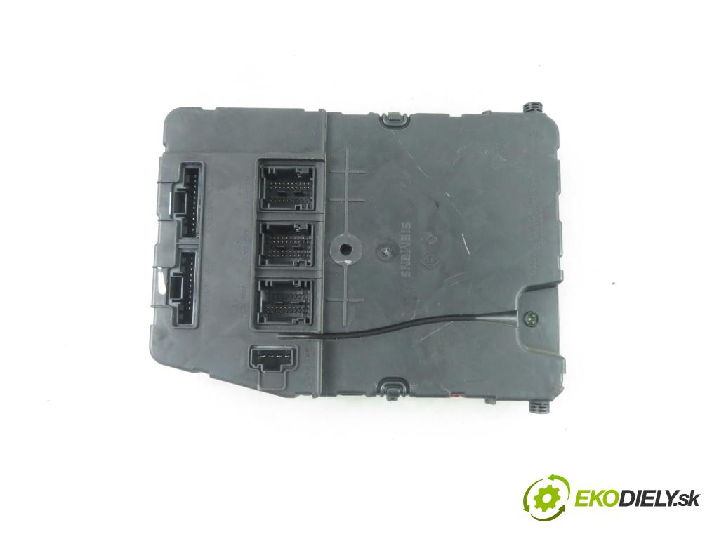 RENAULT SCENIC II (JM0/1_) MINIVAN 2003 88,00 1.9 DCI - F9Q 812 1870,00 MODUL BSI 8200306435 ; S118400320C