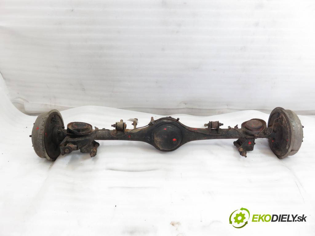 LADA NIVA (2121) TERENOWY 1998 59,00 1700 i 4x4 - BA3 21214 1690,00 Most zadní část / diferenciál