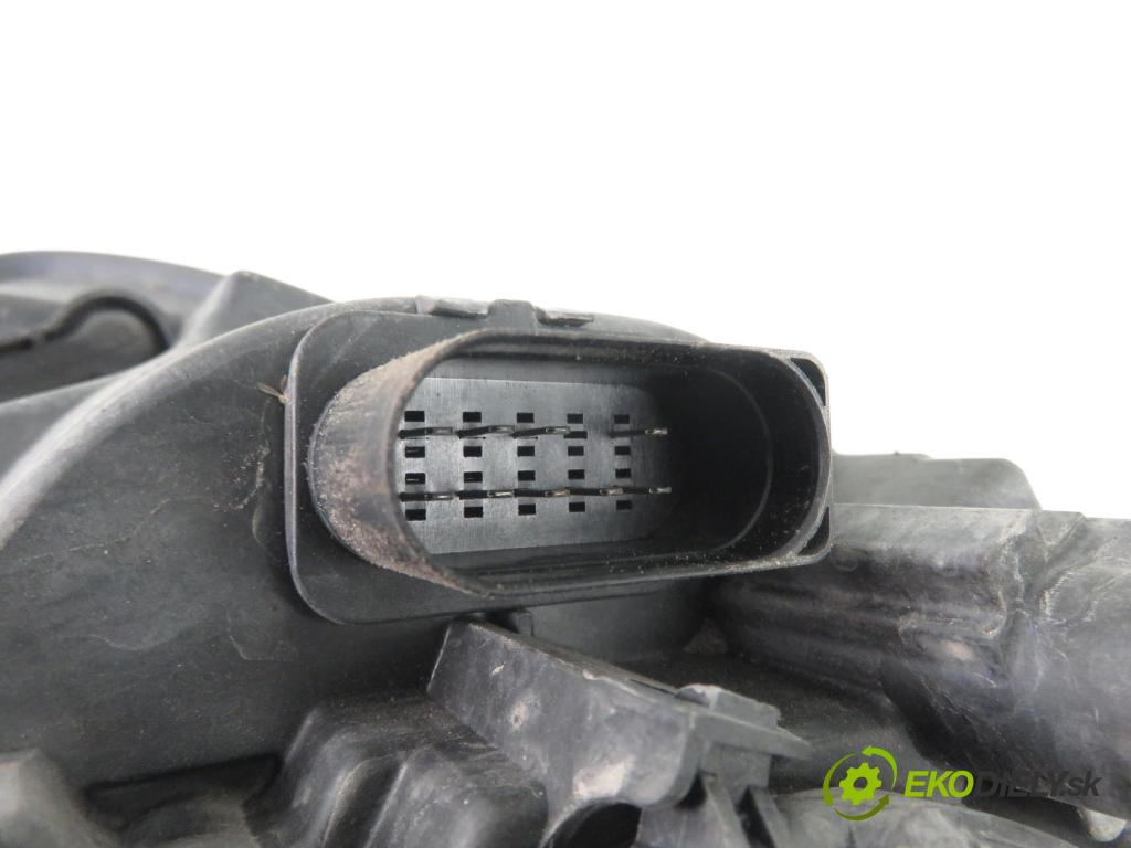VW TOURAN (1T1, 1T2) MINIVAN 2005 103,00 2.0 TDI 16V 140 - BKD 1968,00 Svetlo PP 0301205202 ; 1T0941006F